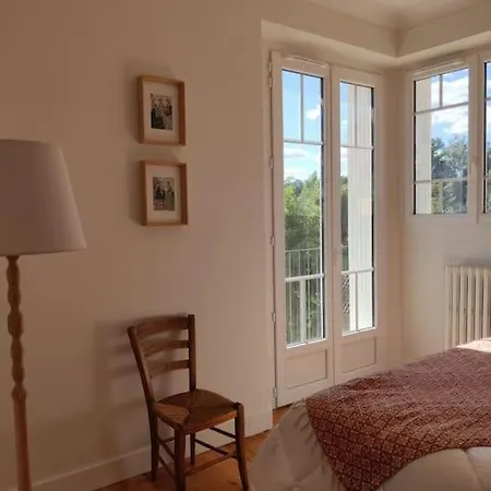 Maison De Charme Dans *