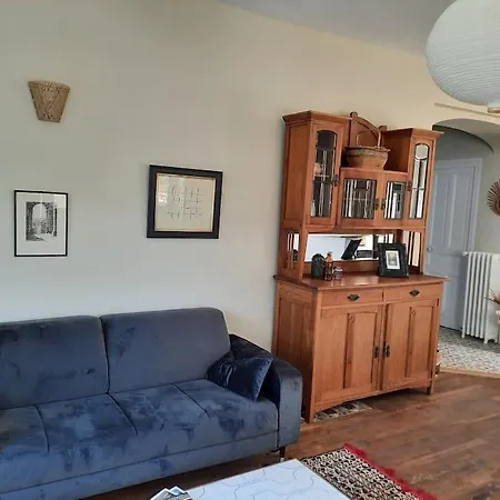 Maison De Charme Dans Attention Reservations Et Arrivees Commencent Exclusivement Le Dimanche Вилла