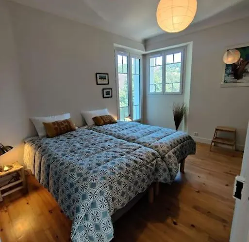 Maison De Charme Dans Villa *