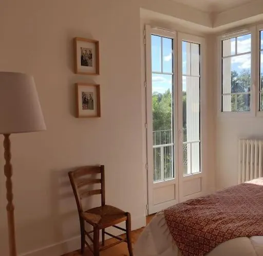 Maison De Charme Dans *