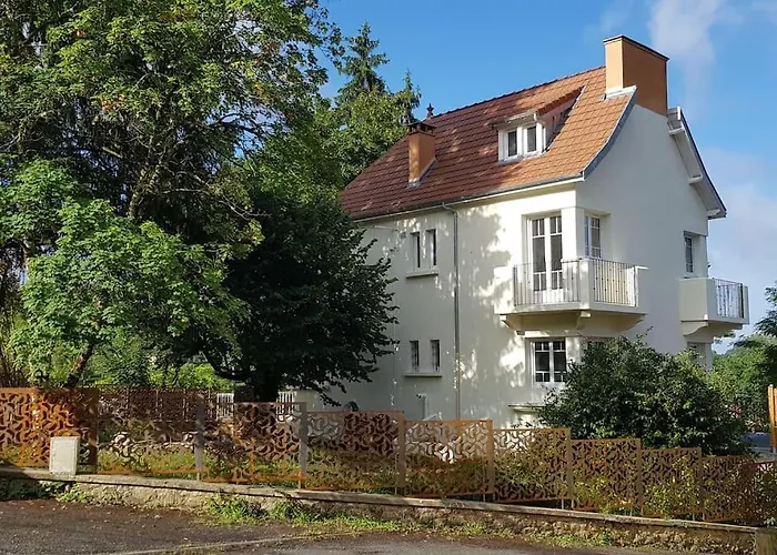 Maison De Charme Dans Villa *