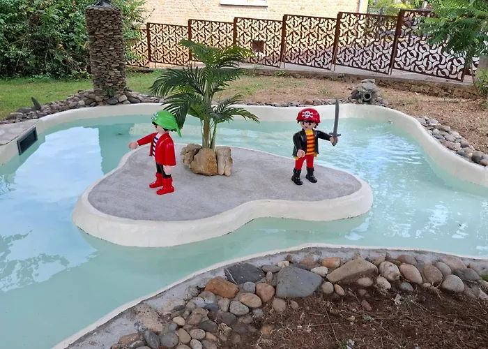 Maison De Charme Dans *